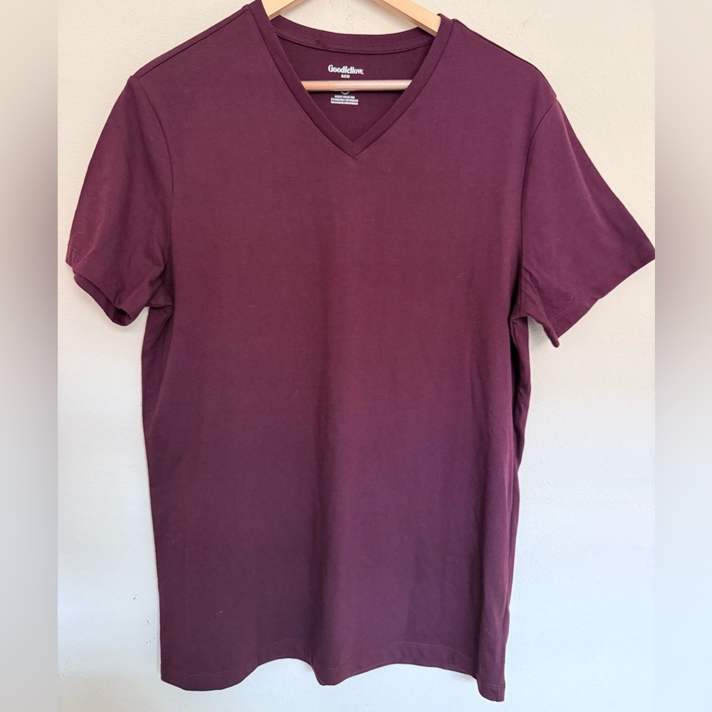 Goodfellow & Co Men's Burgundy V-Neck Tee Size Small